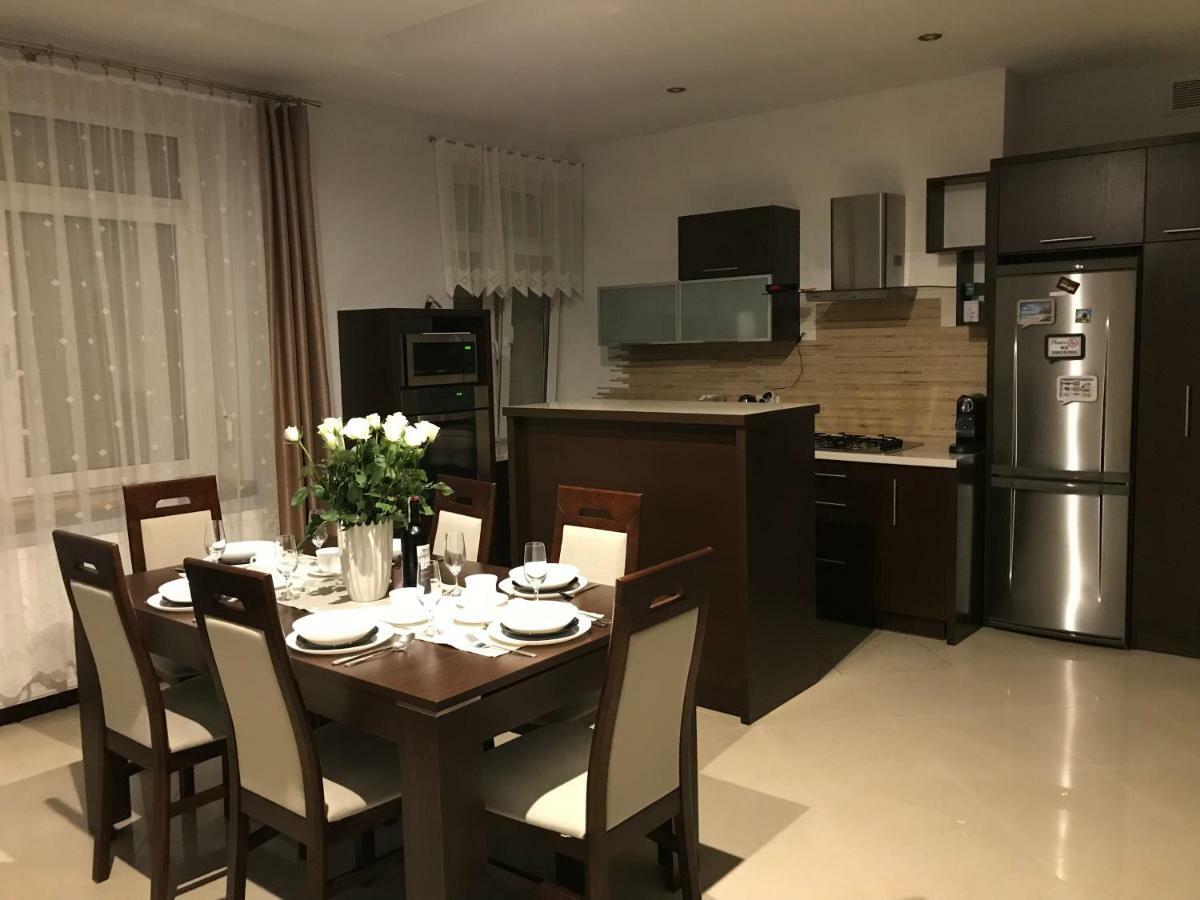 Apartment Family Краков Экстерьер фото